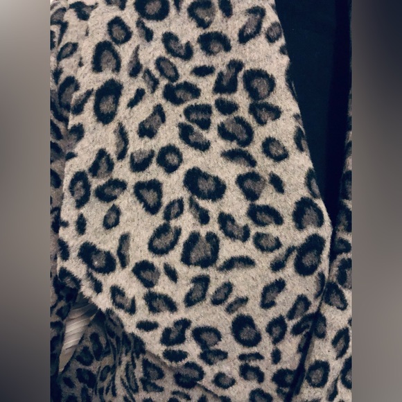 Mud Pie Women's Albany Leopard Coat - Picture 5 of 8